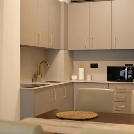 Luxury Center فالنسيا
