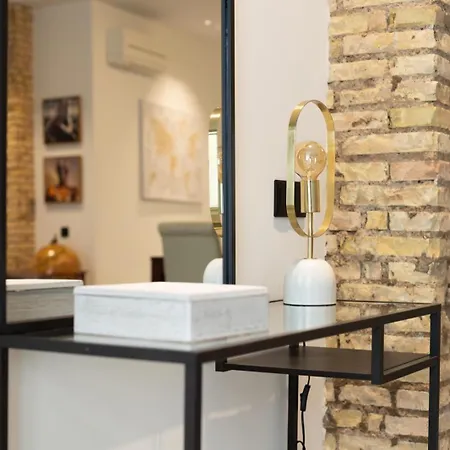 Luxury Center فالنسيا